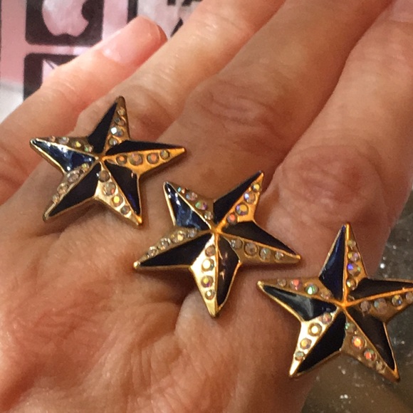 4 FUN RINGS - Picture 5 of 10